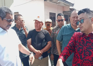 Gawat, Ada Yayasan Tutup Akses Jalan Dikisaran, Hampir Terjadi Bentrokan Dengan Warga