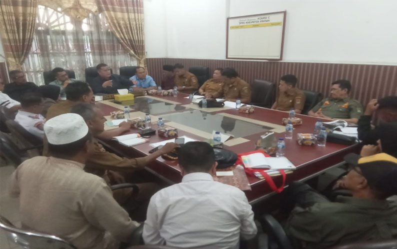 Konflik Sosial Antara Warga Dengan Yayasan, Lurah Tebing Kisaran Tak Hadiri RDP Komisi C, Ada Apa ?