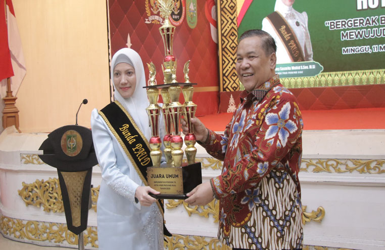 Kota Pekanbaru Raih Juara Umum Kategori Implementasi Porseni TK IGTKI PGRI Se Provinsi Riau