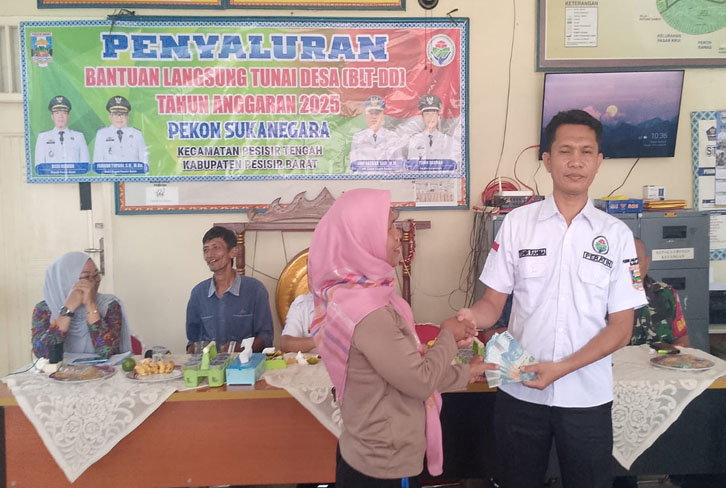 Pekon Sukanegara Kecamatan Pesisir Tengah Realisasikan BLT-DD Tahap Ke 1 Tahun 2025 KE 16 KPM
