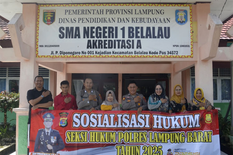 Polres Lampung Barat Gelar Sosialisasi Hukum di SMA Negeri 1 Belalau