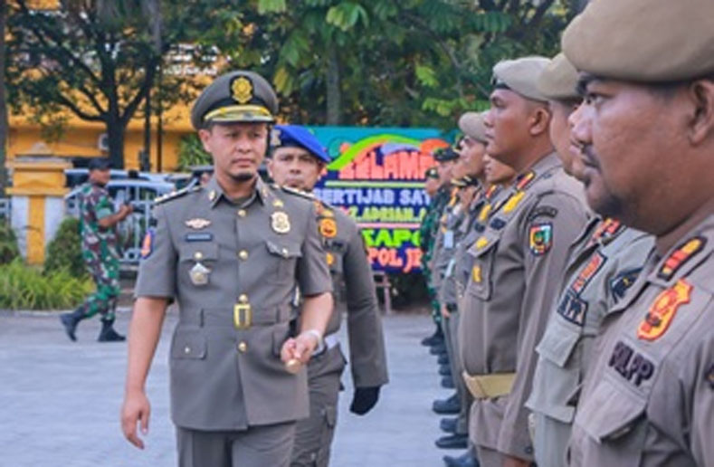 Atasi Pedagang Kaki Lima Liar, Wali Kota Pekanbaru Tempatkan Satpol PP Di Setiap Kecamatan
