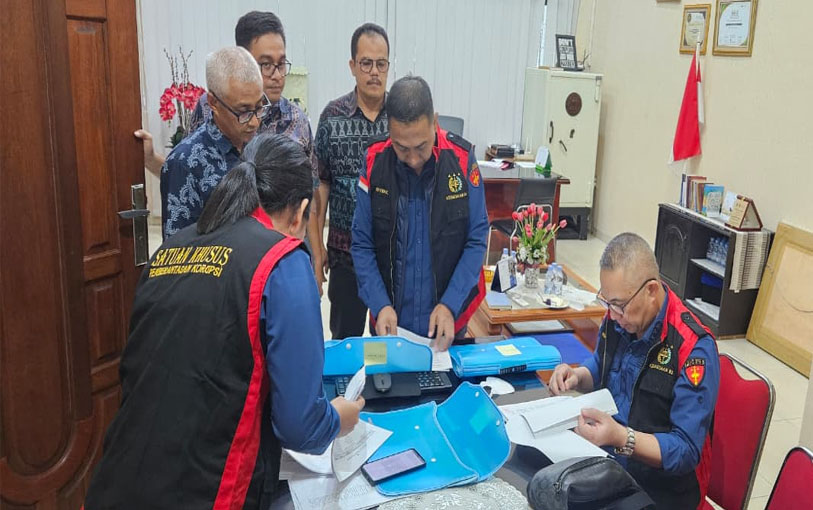 Hajab,Ruangan Direksi Kantor PTPN I Regional I Digeledah Kejatisu