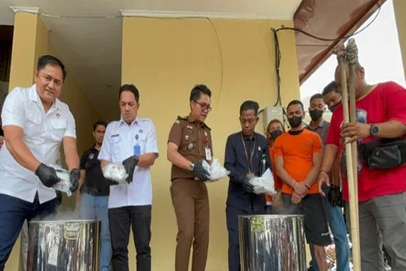 Sabu Seberat 19,87Kg Dimusnahkan, Pemiliknya Pasutri Jaringan Internasional