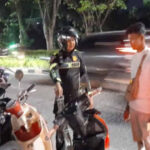 Satlantas Polresta Pekanbaru Tertibkan Parkir Liar Di Depan Mal SKA