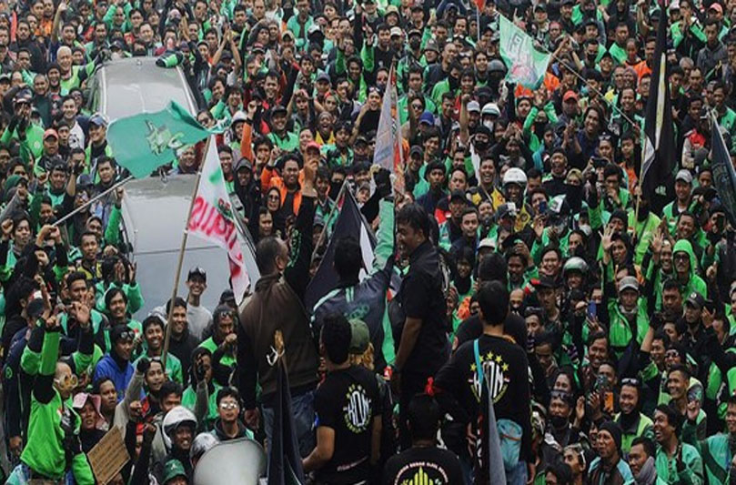 Gedung DPR RI Di Demo Kembali, Ribuan Ojol Akan Gelar Aksi Bersama Dengan Mahasiswa