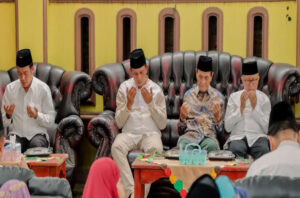 Gelar Doa Bersama Peringati 100 Hari Berpulangnya Ayahanda Bupati Dedi Irawan