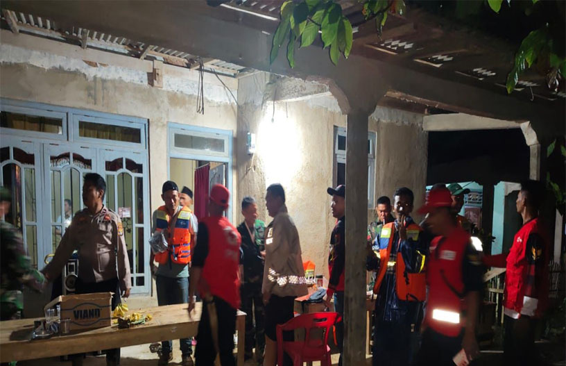 Sungai Way Haru Meluap, Banjir Bandang dan Longsor Hantam Suoh, Puluhan Rumah Rusak