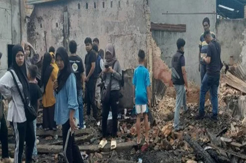 Satu Unit Ruko Dan 3 Rumah Ludes Dilahap Sijago Merah Di Pekanbaru