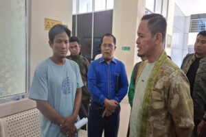 Wali Kota Pekanbaru Agung Nugroho Jenguk Korban Amukan Gajah Di RSUD Arifin Achmad