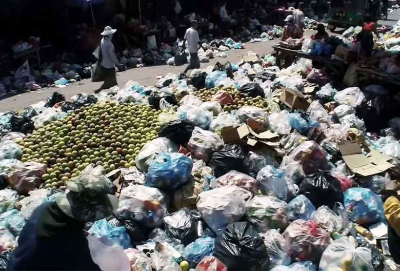 Warga Kisaran Mengeluh Akibat Sampah Dibiarkan Berserakan, Bau Busuk Menyengat