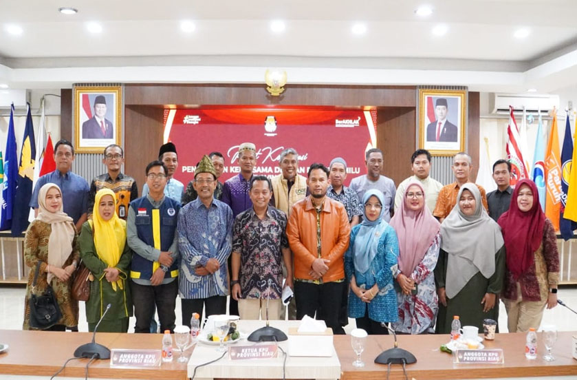 KPU Provinsi Riau Gelar Rapat Koordinasi Penjajakan Kerja Sama Dengan Pegiat Pemilu