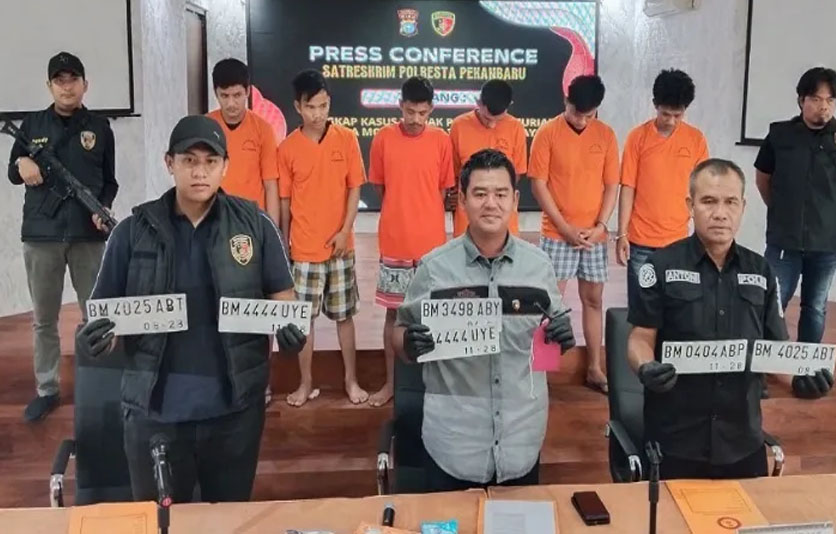 Mantap, Polresta Pekanbaru Berhasil Bekuk Komplotan Ranmor Di 30 Lokasi, Ini Dia Pelakunya