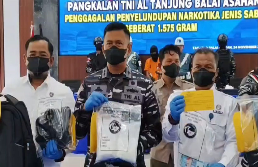 TNI - AL Berhasil Gagalkan Penyeludupan Narkotika Jenis Sabu Seberat 1,5 Kg