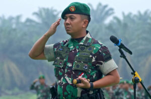 Komandan Kodim 0208/Asahan Pimpin Upacara Bendera 17 an Bulanan