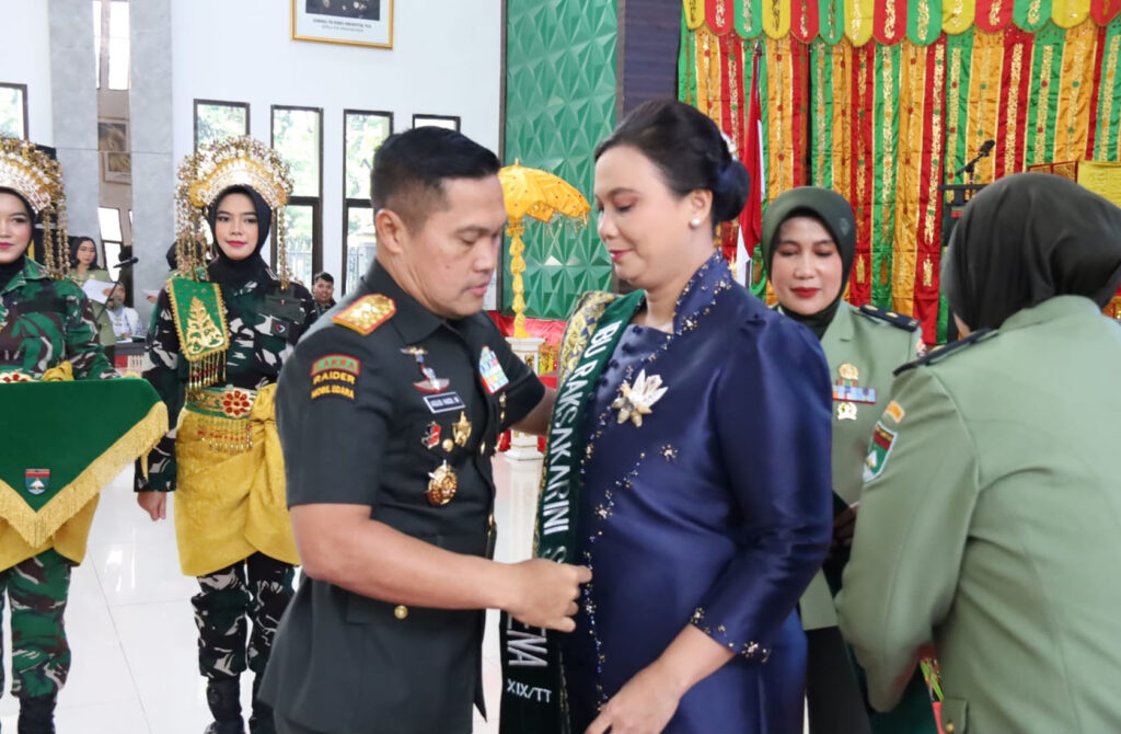 Pengukuhan Ibu Raksakarini Sri Sena, Komitmen Kodam XIX/TT Perkuat Peran Perempuan TNI AD