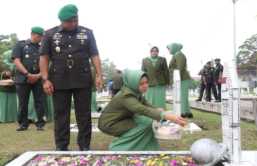 Peringati Hari Juang TNI AD Ke 80, Kodam XIX/TT Gelar Ziarah Ke Makam Pahlawan