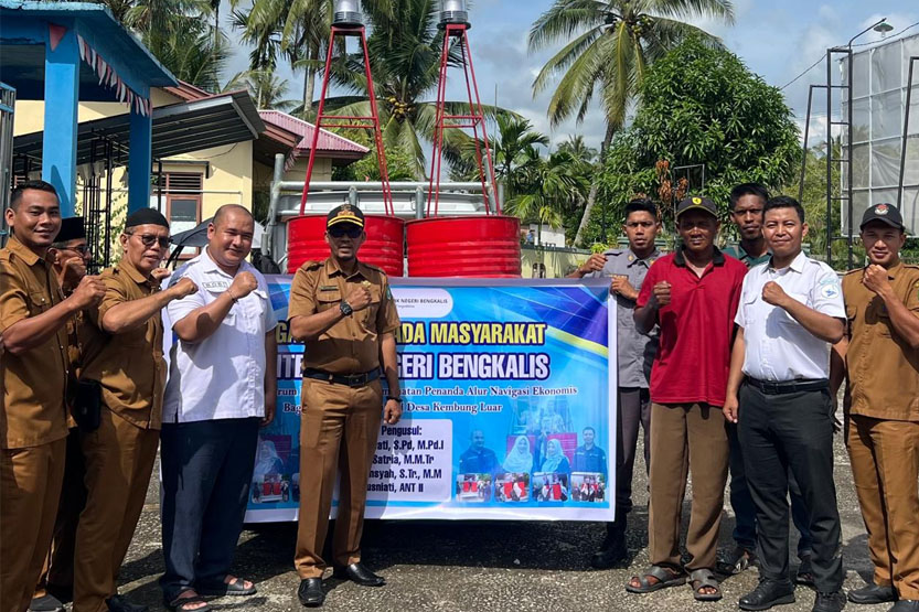 Politeknik Negeri Bengkalis Laksanakan Pengabdian Kepada Masyarakat Di Desa Kembung Luar