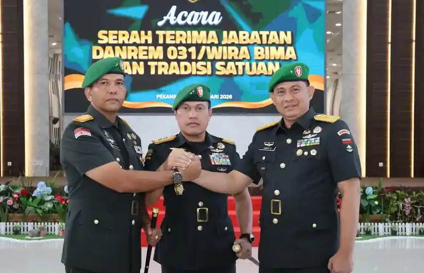 Berita Hoax, Mantan Danrem 031/WB Dikabarkan Di Copot Dari Jabatannya Karena Bekingin Galian C, Begini Faktanya.