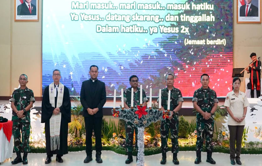 Kodam I/BB Menggelar Ibadah Natal Prajurit Dan PNS, Bersama Kasad Tahun 2025 Secara Vicon Di Kupang