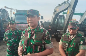 Mayjen TNI Hendy Antariksa Tinjau Kedatangan Kapal ADRI 48 Di Pelabuhan Belawan, Untuk Bantuan Penanggulangan Bencana