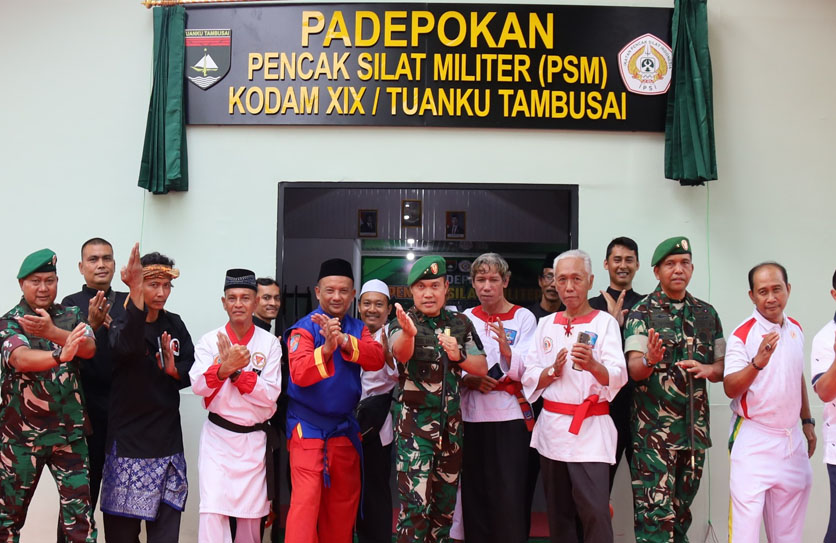 Pangdam XIX Tuanku Tambusai Resmikan Padepokan Pencak Silat Militer Dan Tutup Latkadertih Pencak Silat Militer TA 2025 - 2026