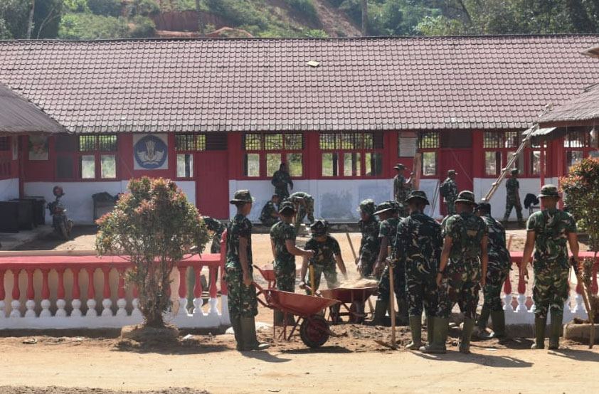 Satgas Gulbencal Kodam I/BB Rampungkan Pembersihan SDN 152983 Hutanabolon I, Kegiatan Belajar Mengajar Kembali Aktif
