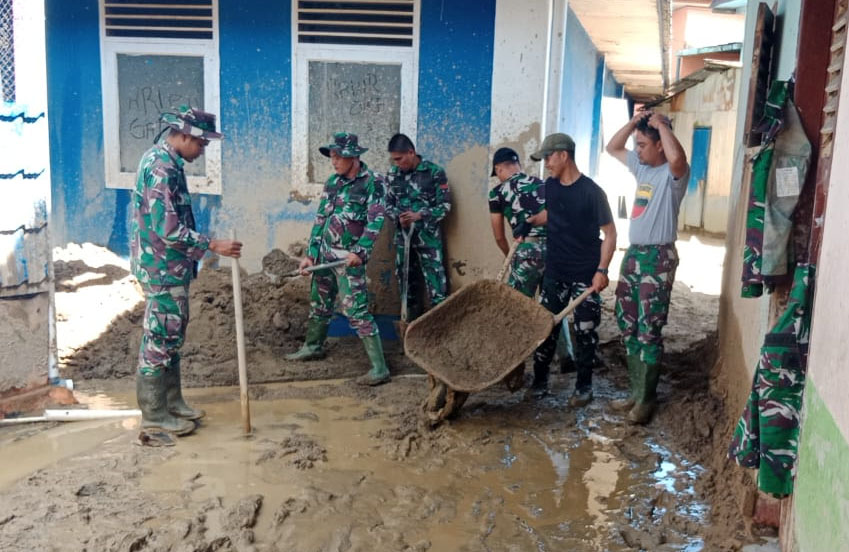 Satgas Kodim 0212/TS Pulihkan SD Muhammadiyah dan TK ABA Sipirok, Siswa Kembali Belajar
