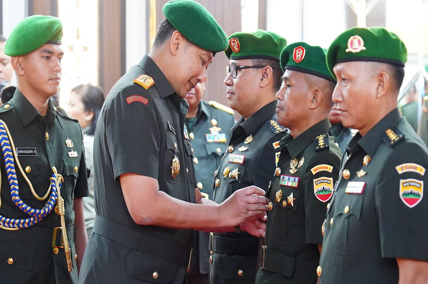 Pangdam I/BB Mayjen TNI Hendy Antariksa Pimpin Sertijab dan Tradisi Korps Pejabat Utama di Makodam I/BB