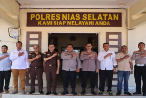 AKBP Ferry Mulyana Sambut Kunjungan Kajari di Mapolres Nias Selatan
