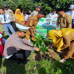 Green Policing di SLBN Airmolek, Polsek Pasir Penyu Ajak Siswa Peduli Lingkungan dan Tanam Pohon