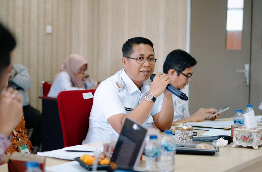 Jhony Charles : Dokumen Sekolah Nasional Terintegritas Tahun 2026 Kab. Rohil Harus Segera Rampung