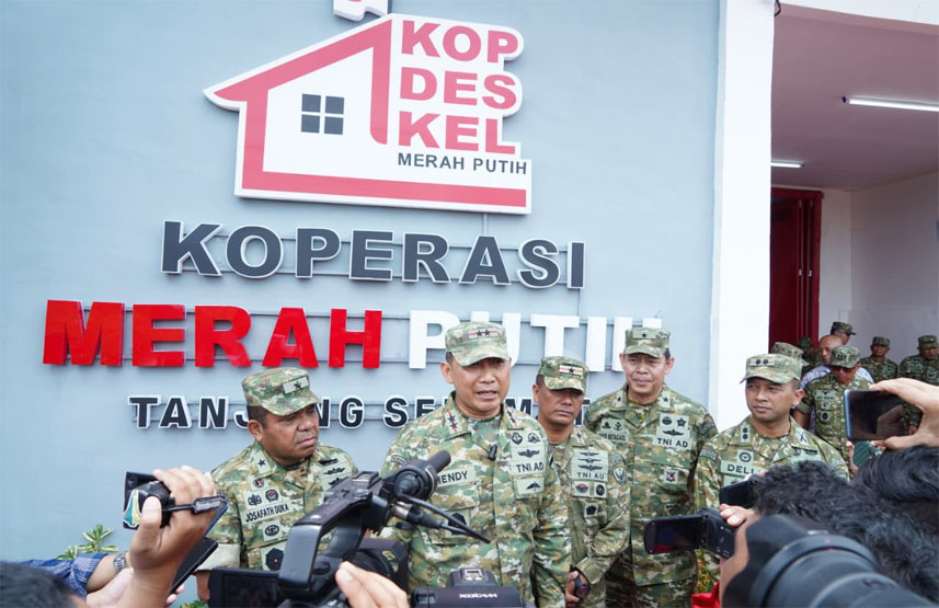 Pangdam I/BB Mayjen TNI Hendy Antariksa Ikuti Vidcon Launching 1.061 KDKMP oleh Presiden RI