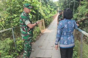 Sinergi Kodim 0204/DS dan Warga, Jembatan Perintis Garuda Kembali Layak Dilalui