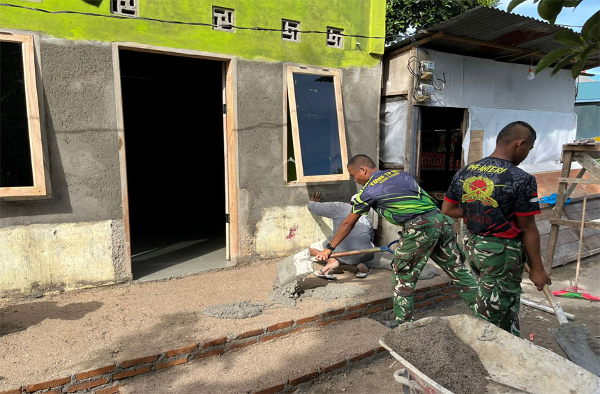 Karya Bakti Skala Besar TNI Percepat Pembangunan RTLH Bantuan Presiden Prabowo Rumah Milik Jhonson Simanjuntak di Balige