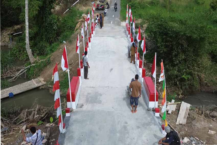 Kodim 0205/TK Rampungkan Pembangunan Jembatan Beton di Desa Tanjung Beringin