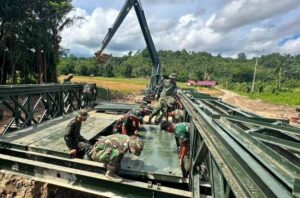 Kodim 0213/Nias Rampungkan Pembangunan Jembatan Modular di Nias Selatan