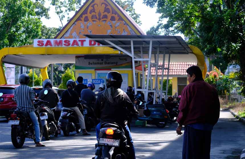 SKM Bapenda Provinsi Riau Lampaui Target, Raih Nilai 92,00 Dengan Predikat Pelayanan Sangat Baik