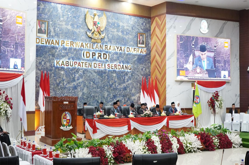 Wakil Bupati Deli Serdang, Lom Lom Suwondo Beserta Jajaran DPRD, Saksikan Pidato Kenegaraan Presiden RI