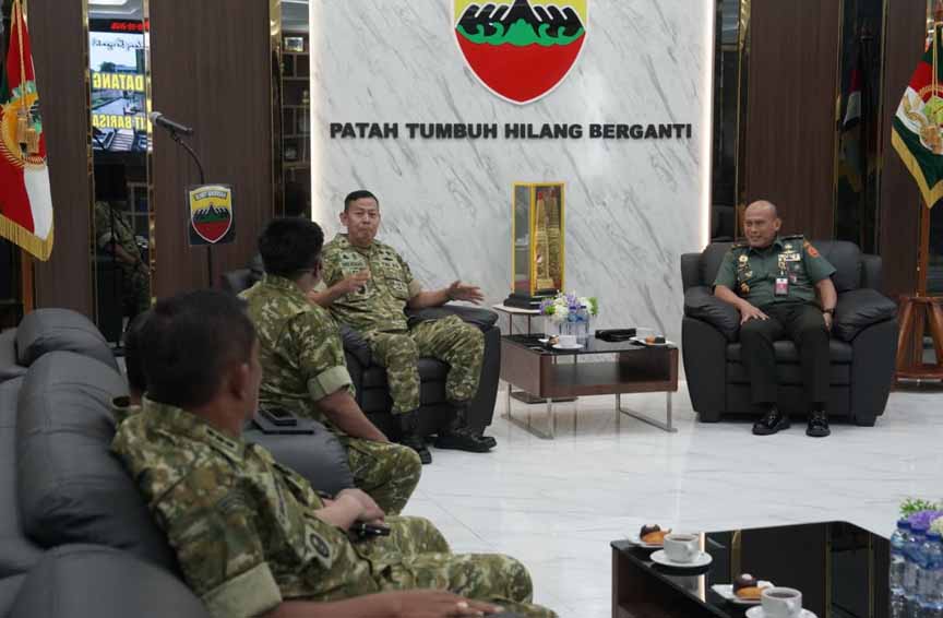 Kapoksahli Pangdam I/BB Terima Audiensi Kepala Pusat Veteran Bacadnas Kemhan