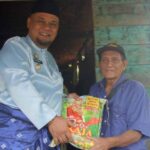Keliling Empat Kampung, Wabup Syamsurizal Serahkan Bantuan untuk Lansia dan Disabilitas di Sungai Apit