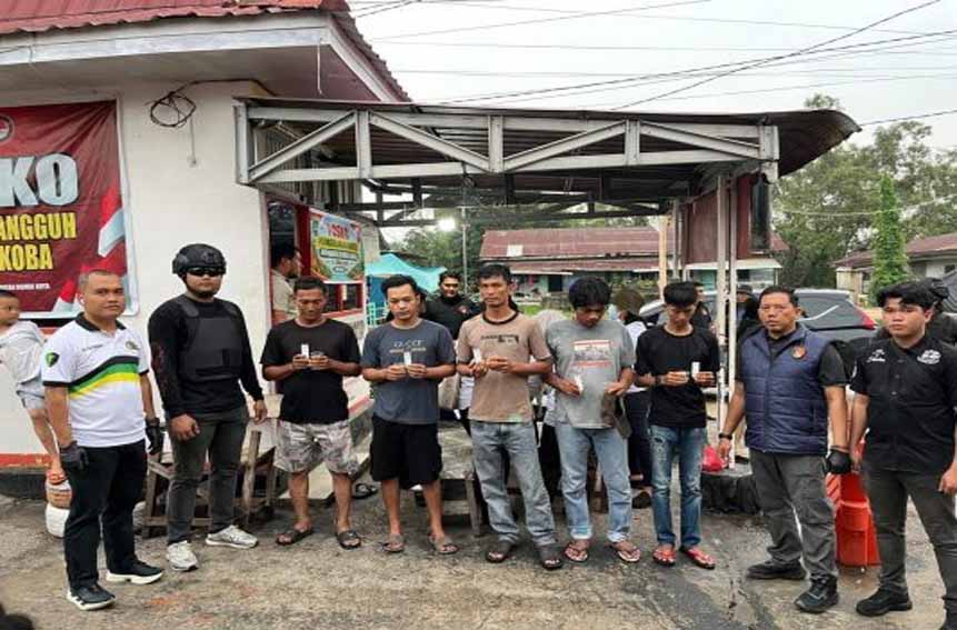 Mantap, Satres Narkoba Polres Dumai Gerebek Sarang Narkoba, 12 Orang Positif Pengguna Sabu